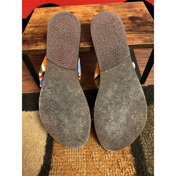 Blowfish Size 9.5 Sandals Guppy Love Striped Cloth Summer Shoes Worn Once EUC - Picture 7 of 7